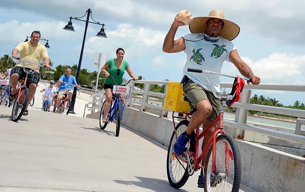 Lloyd’s Tropical Bike Tour in Key West
